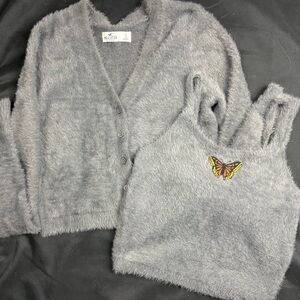 NWoT Hollister Gray Fuzzy Cardigan and Tank Set size Small